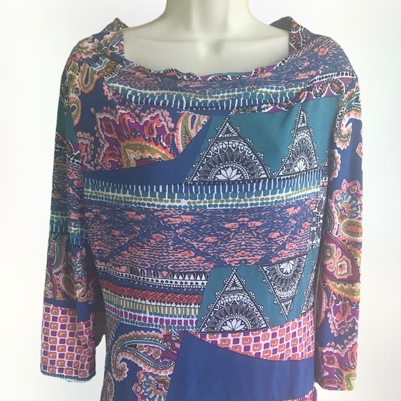 WOW- Very colorful Large blouse. - Picture 4 of 8